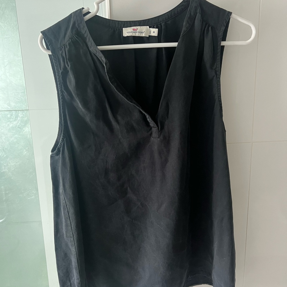 Vineyard Vines Black Sleeveless Blouse